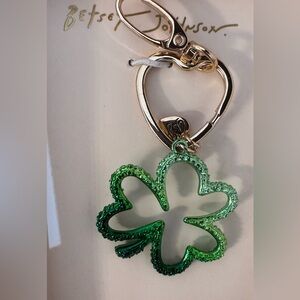 Betsey Johnson Green Ombre Clover Keychain